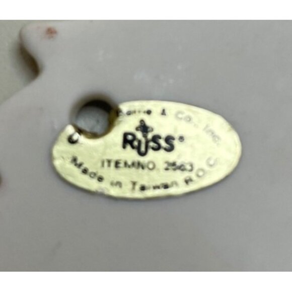 Russ Pottery Bunny Ornament Number 2563 - Picture 13 of 14